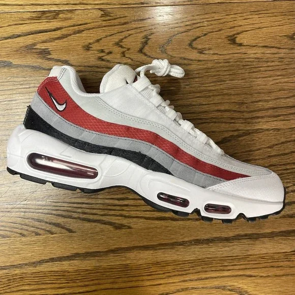 Nike Air Max 95 Essential Black White Varsity Red Grey Shoes Men Size 9 NEW - Picture 1 of 7